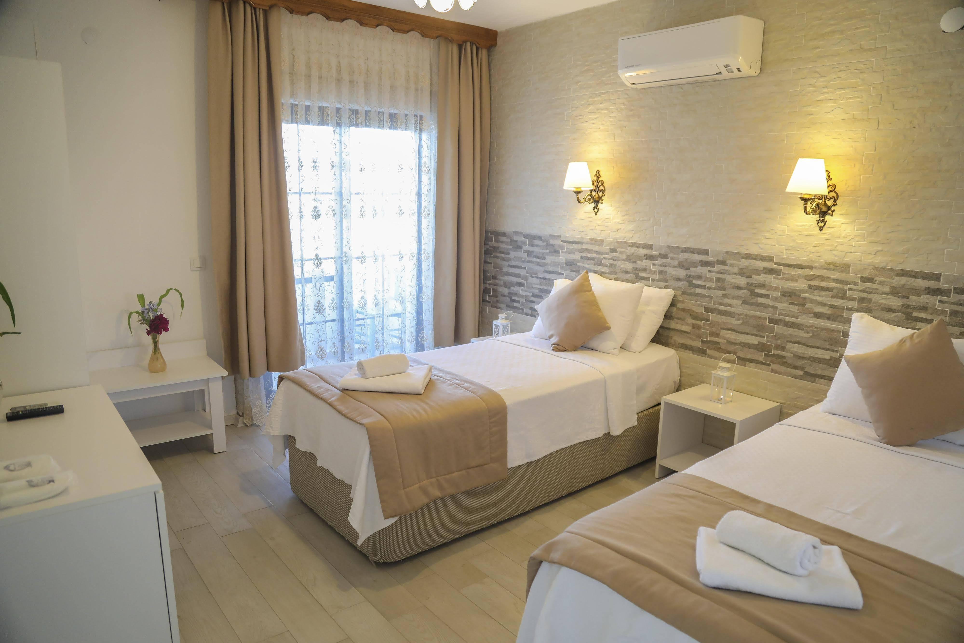 Aksu Hotel Alaçatı Exteriör bild