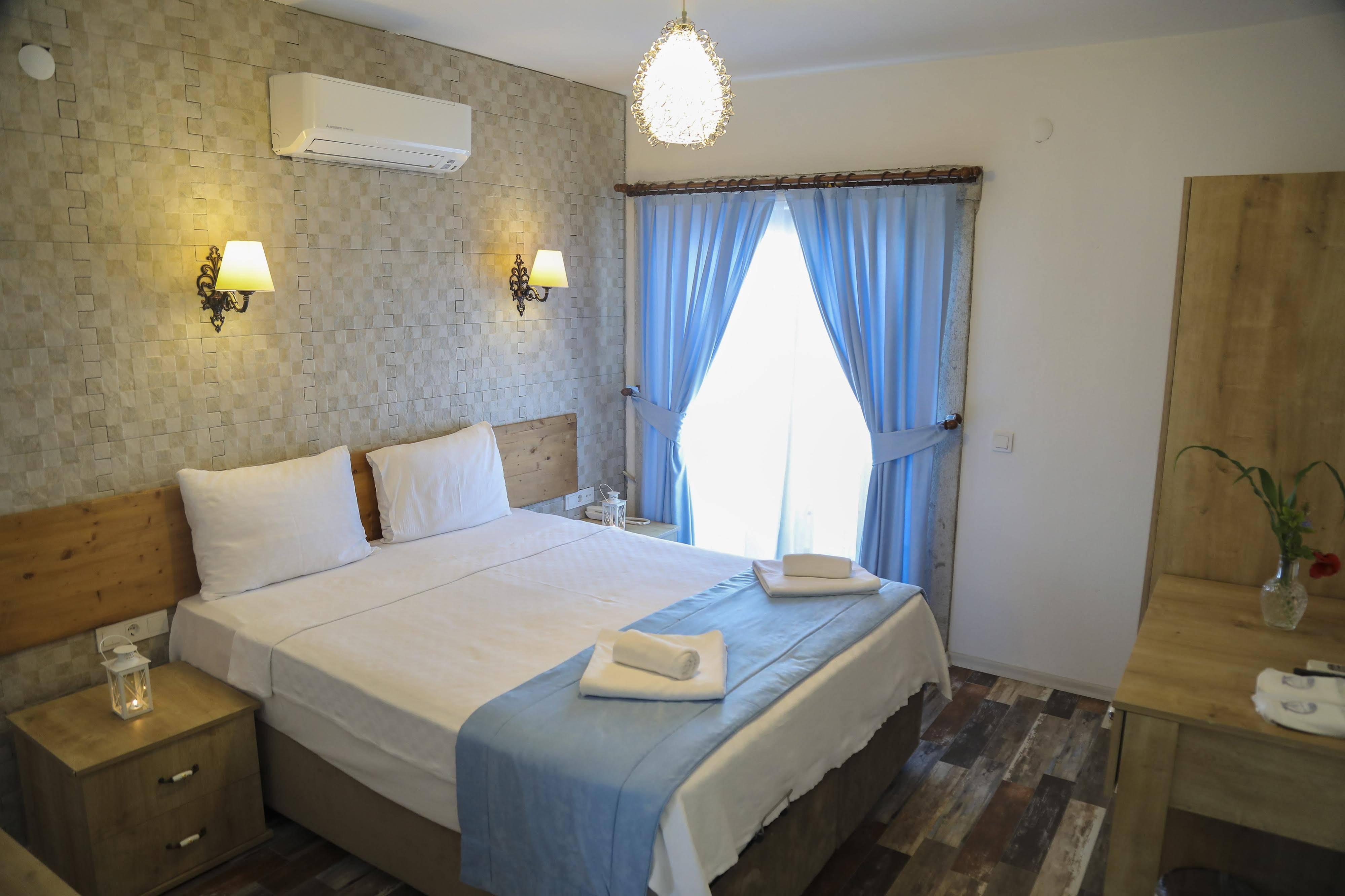 Aksu Hotel Alaçatı Exteriör bild
