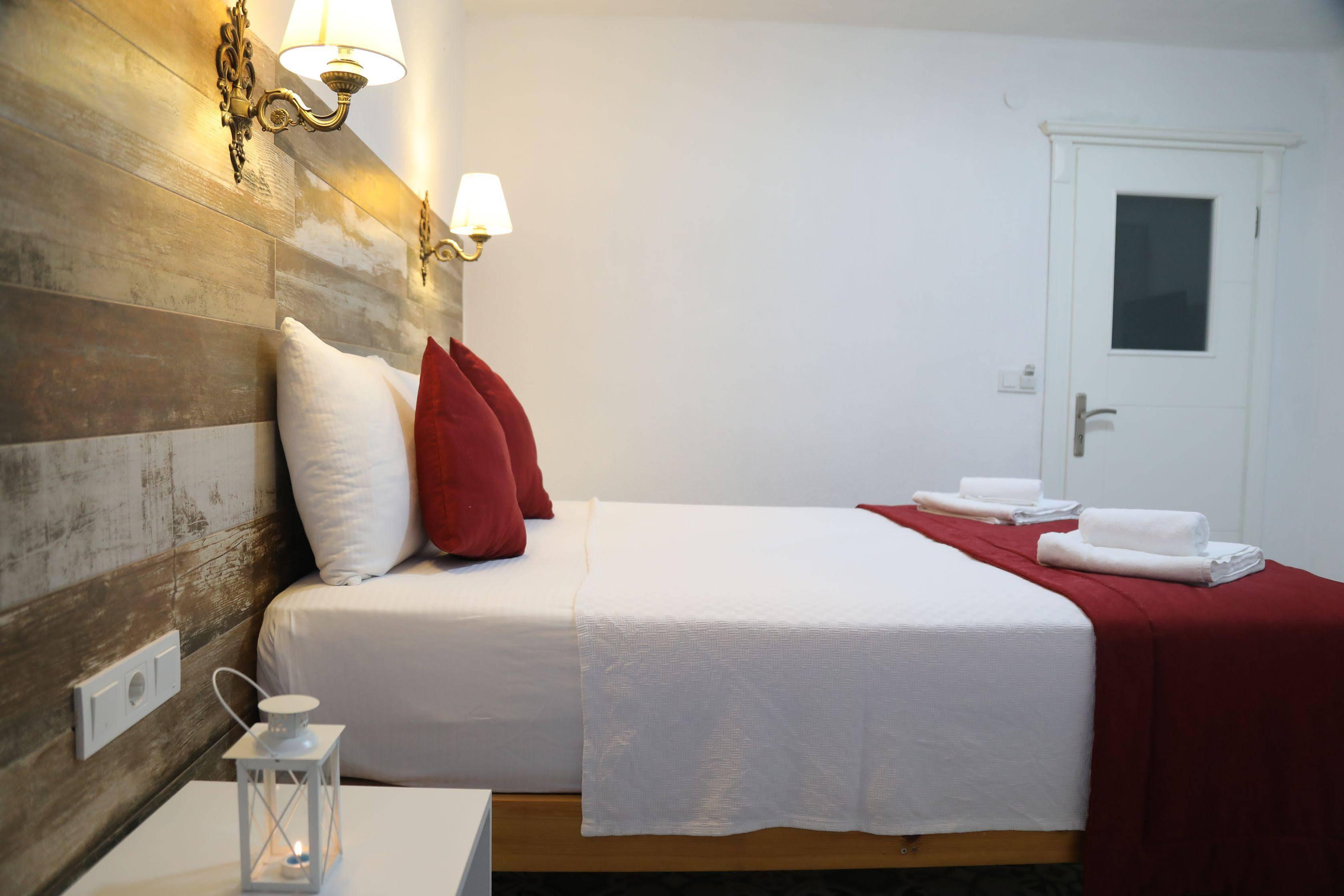 Aksu Hotel Alaçatı Exteriör bild