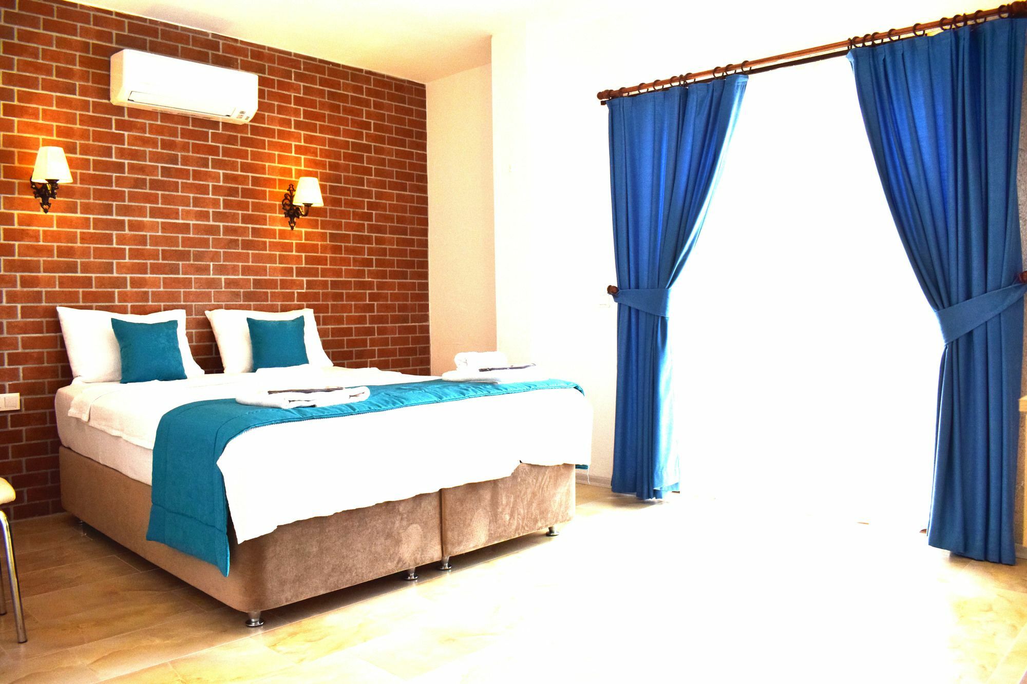 Aksu Hotel Alaçatı Exteriör bild